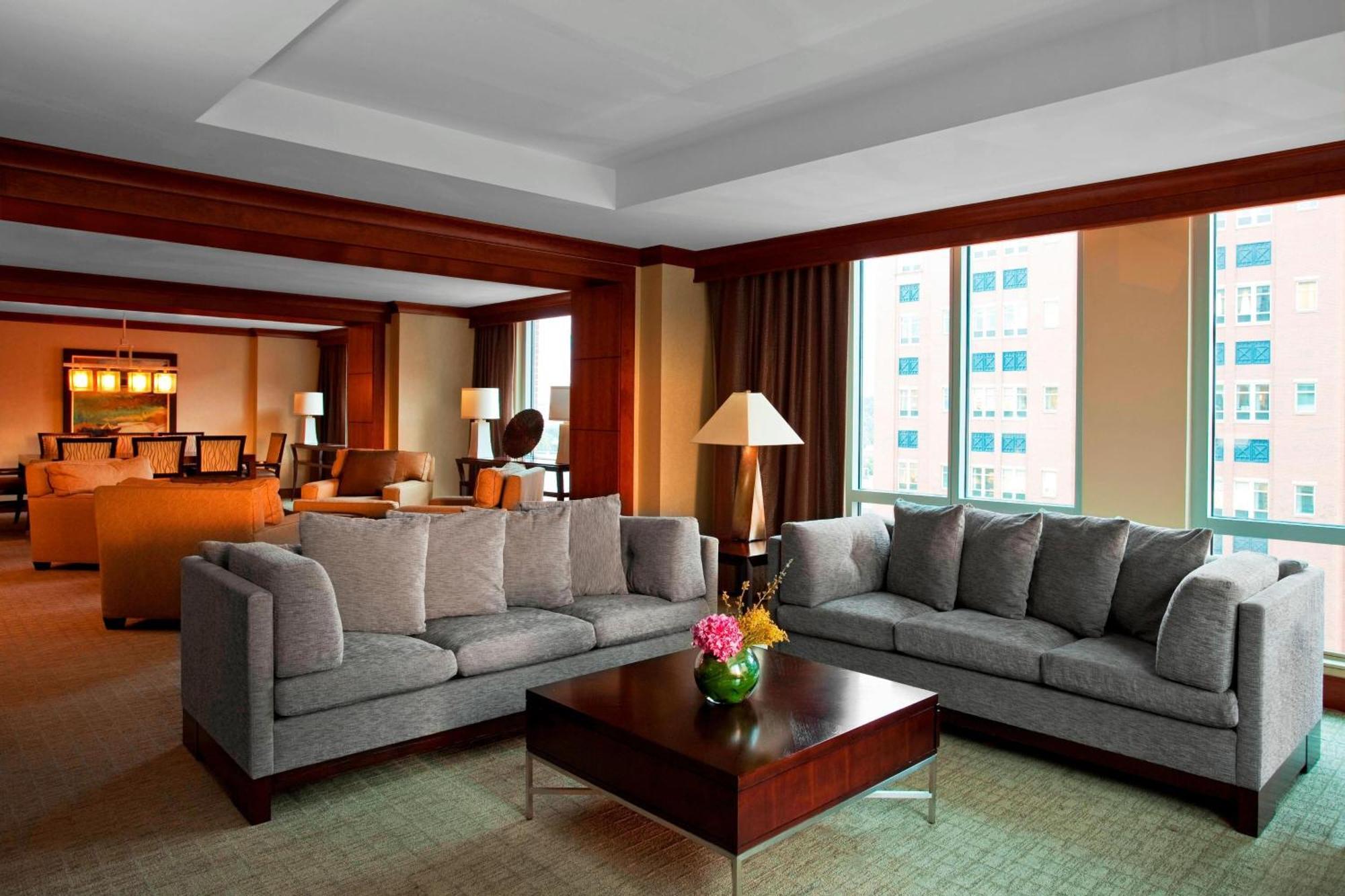 The Westin Alexandria Old Town Hotell Eksteriør bilde